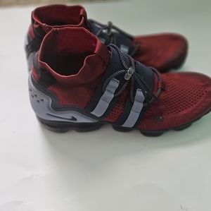 SZ 13 Nike Vapormax Utility Sneakers
